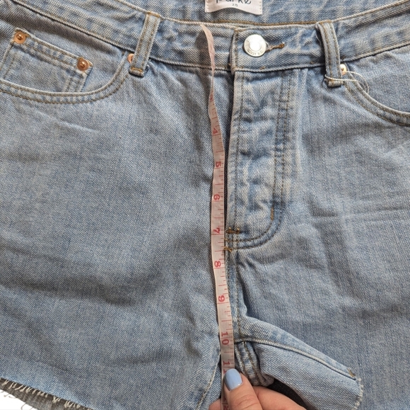 New Parke Denim Shorts Light Wash Baggy Cut Offs Size 28 TikTok Famous - Picture 9 of 11